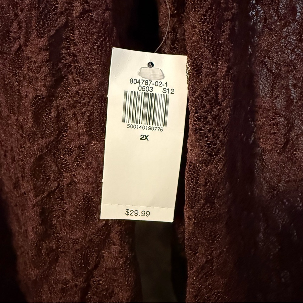 Old Navy | Lace Crewneck Top - Picture 3 of 5
